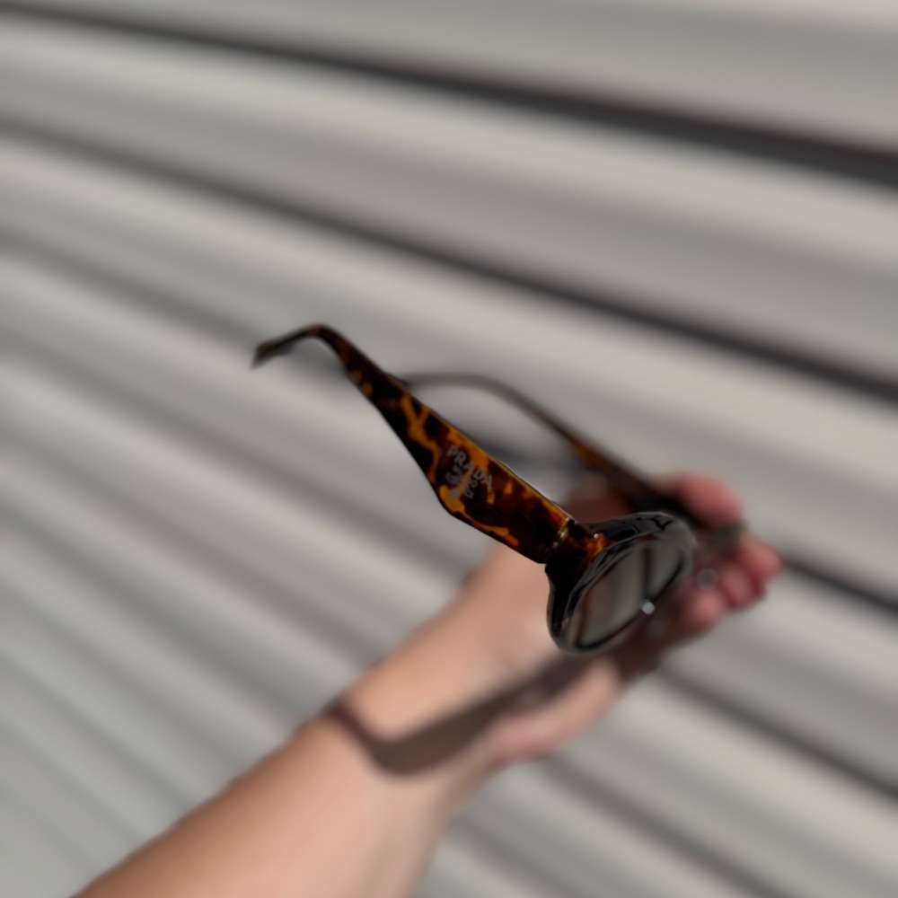 Prada Milano Tortoiseshell Oval Sunglasses Brown Lens | Italy | Set | PR 2678 - Picture 6 of 13